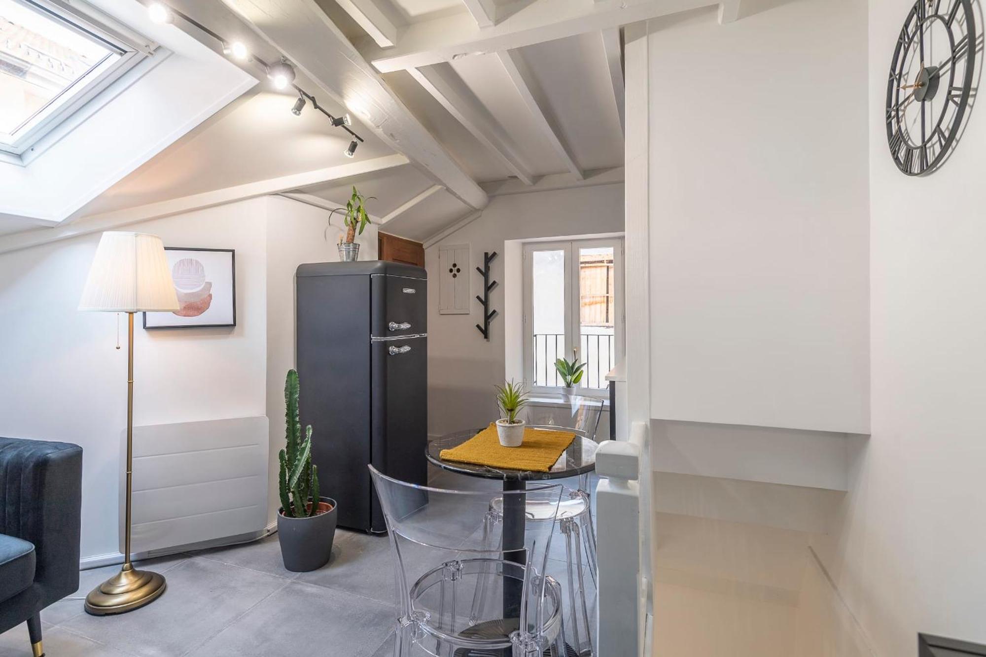 Nice T2 Apartment In The Heart Of The Old Town Of Annecy Near The Lake Exterior photo